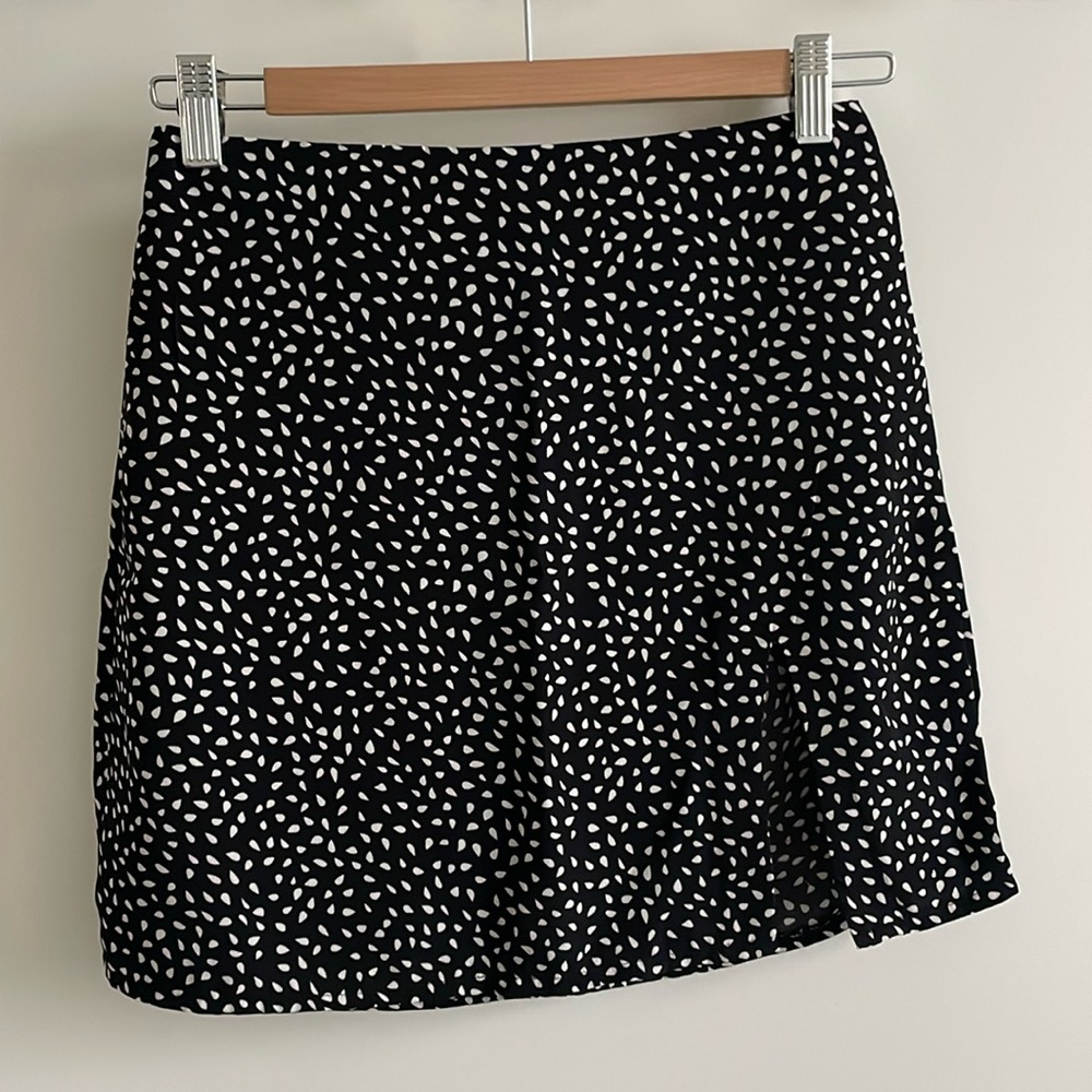 SHEIN black mini skirt